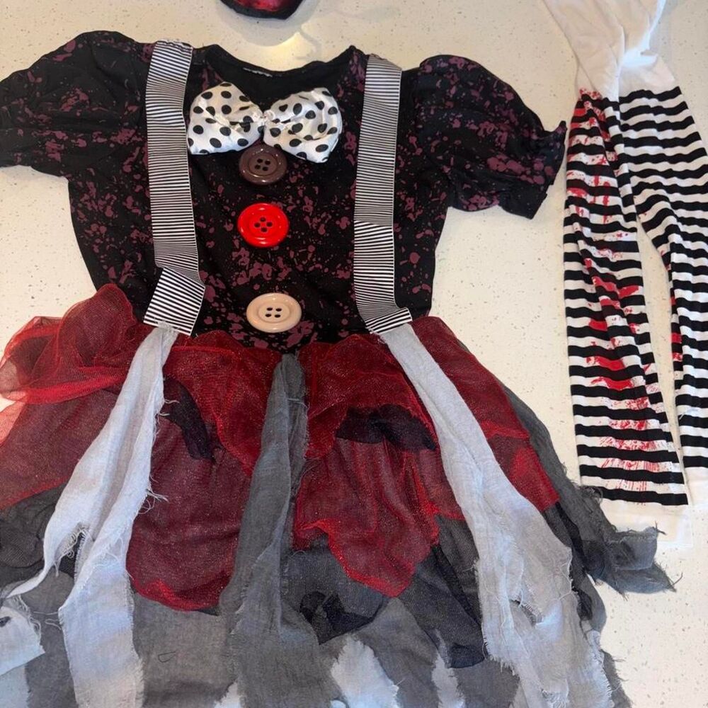 Spirit Halloween Creepy Killer Clown Kids